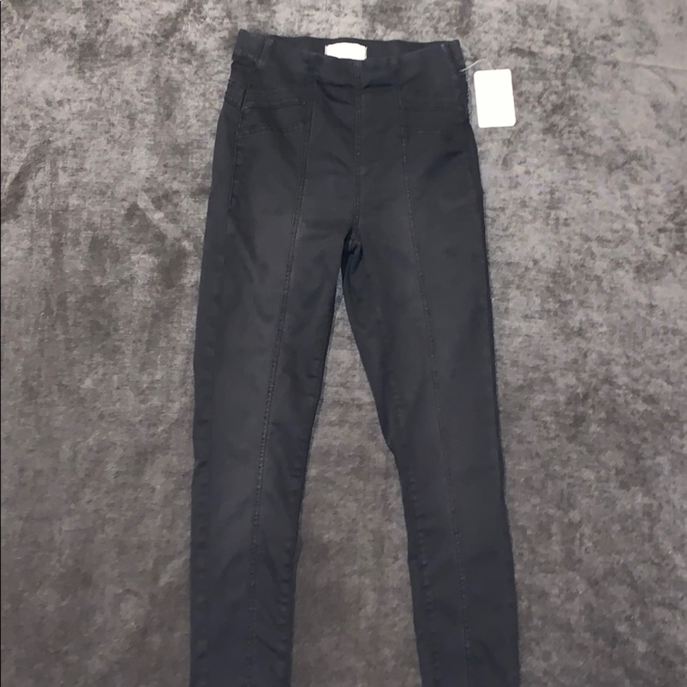 NWOT Free People Ultra High Rise Pull On Skinny Jeans